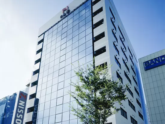不況に立たされている小売業などのお客様の人材面での課題を解決する社会貢献度の高い事業です。