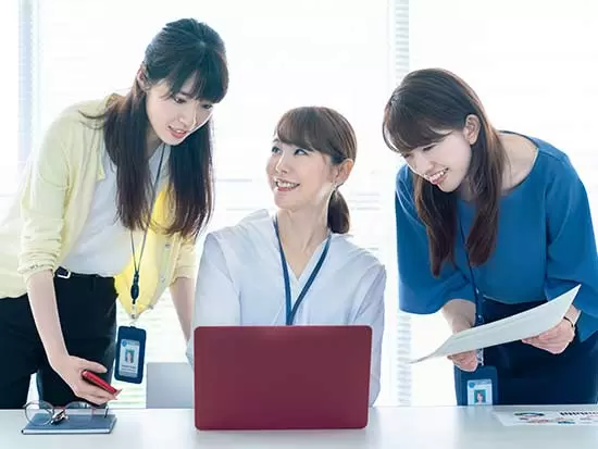 20代～30代活躍中！勢いのある企業なので、楽しんで仕事に取り組める方大歓迎です！