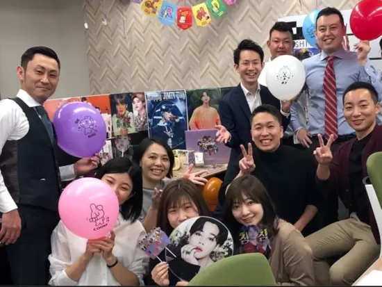 社員旅行や誕生日会、食事会など、仲の良さが当社ならではの社風です♪