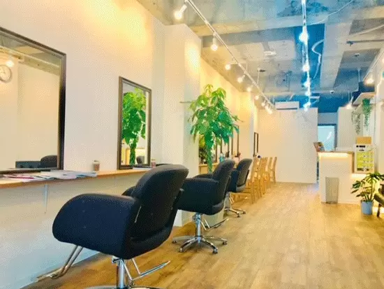 実働8時間で、残業ほぼなし。メリハリをつけて働けます！