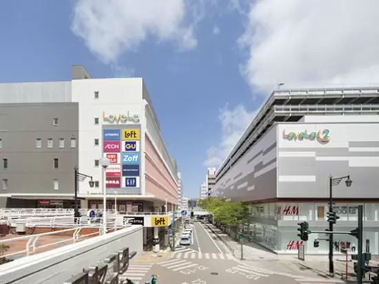 商業施設運営管理業務を請け負う当社は、全国どこでも柔軟に対応しています。