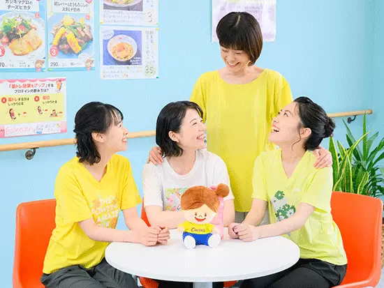 常にスタッフ間では密にコミュニケーションを取っています♪分からないことはいつでもご相談くださいね。