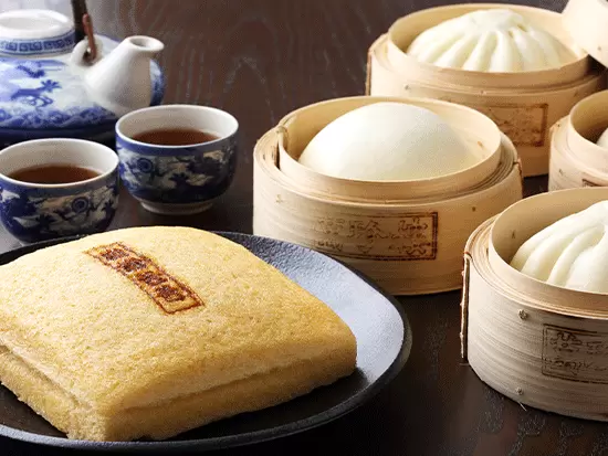 横浜中華街の「萬珍樓」グループ！手作りの点心や中華菓子が人気です。
