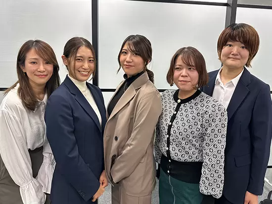女性専用フィットネスジムの運営のため、自然と活躍する社員も女性が多く集まっています！