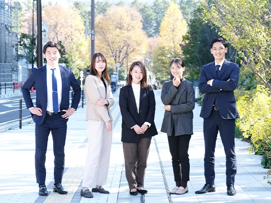 街に不可欠な、コインパーキングを作る会社です。