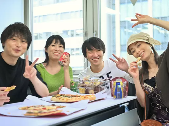 代表を含め、社員同士の距離が近い会社！一人一人のキャリアにしっかり向き合います。