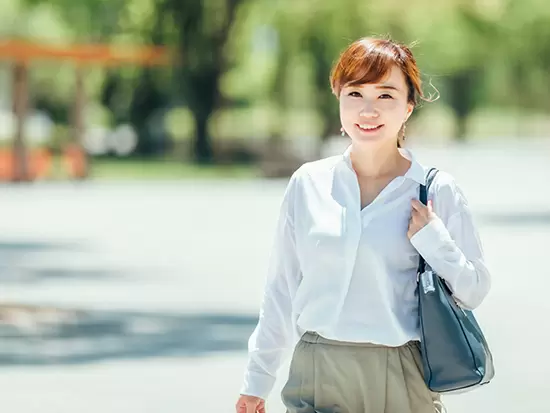 デスクワークだけではなく、さまざまな仕事を経験しながらスキルアップ！