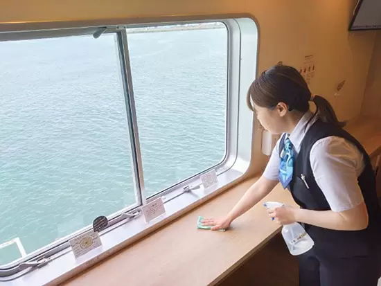 本社は、海が見渡せる立地で「海が好き」「海に関わる仕事がしたい」という仲間がたくさん働いています。