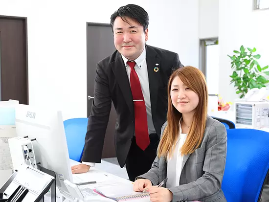 各支社は明るくわきあいあいとした雰囲気。質問や相談もしやすいです◎