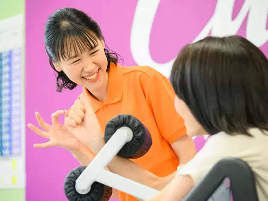 カンタンな運動やストレッチのみ！キツイ運動はありません。