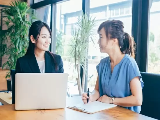 研修を通じて、保険について知識を身に着けた先輩社員ばかり！