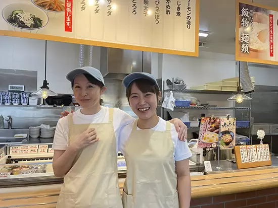 一緒に働く先輩方には仕事だけでなく、家庭の愚痴や悩みを聞いてもらったりしていて感謝しています。