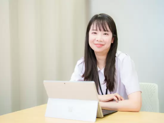 残業は平均8.5時間と少なめ！メリハリをしっかりつけて働くのがトゥインクル流です。