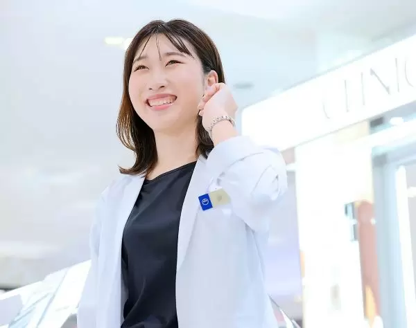 コスメ販売職【町田・ふじさわ店】未経験OK＊賞与・社員登用あり＊異動なし