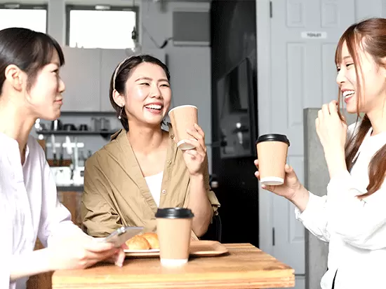 女性比率70％以上の当社。年齢や性別にとらわれずキャリアアップが叶う環境です！
