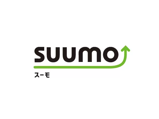 個性的な緑のキャラクターでおなじみの「スーモ」が目印！