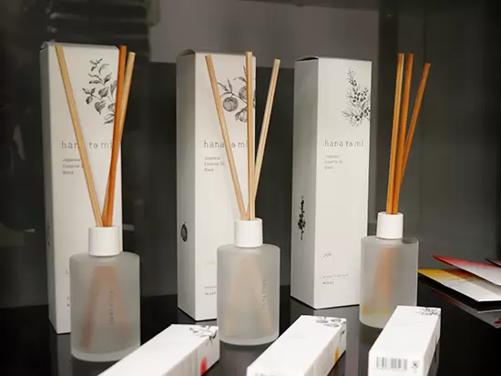 バリエーション豊富に展開。美容系の商品も、こだわりをもって上質なモノを仕入れています。
