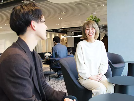 20～30代の社員を中心に活躍中。「人柄が良くて」「仲が良い」そんな社員の声も生まれています！