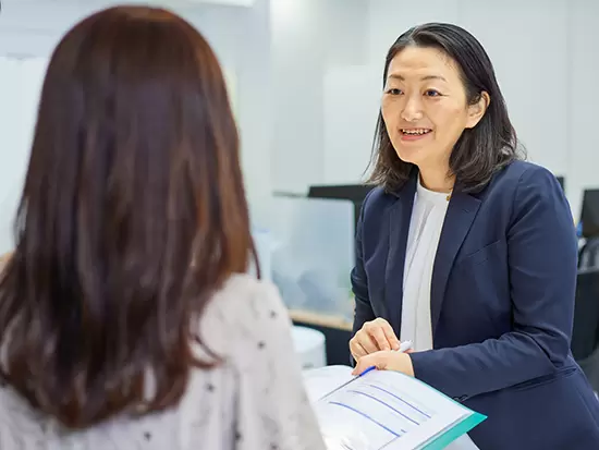 業界未経験でも、とても丁寧な研修があるから安心。人の役に立てるお仕事始めませんか？