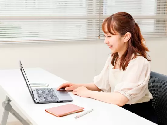 仕事をしながら、ビジネス英語力を高めることが可能です！
