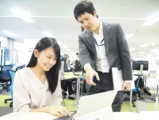 異業種出身の先輩社員多数！充実のサポート体制があるので、未経験でも安心◎