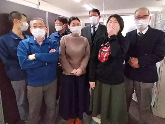 右端が会長。みんな仕事はちゃんとやりますが、雰囲気は見たままです。ほんわかしてるかも。
