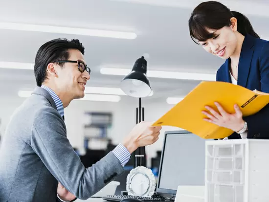 経験豊富な上司がマンツーマン（OJT）でお教えしますのでご安心ください◎