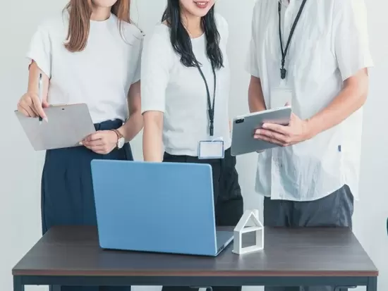 お客様・職員・会社の喜びを実現する医療・介護の プロフェッショナル企業。