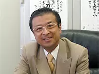 代表取締役の八木は再生書の著者としても有名！年間セールストップ10入りを果たしたベストセラーもあります