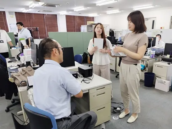 当社では各部門で女性スタッフが活躍しています！結婚、出産などのイベント後も長く活躍いただけます。