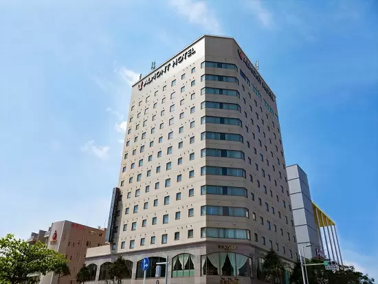 月8日以上休日を取れるようにしっかりとシフト管理をしています。