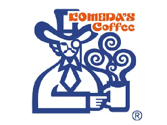 コメダ珈琲店のカフェスタッフ。常連のお客様が多く、会話を楽しみながら働けます。