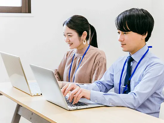 フォロー体制も充実で安心！先輩社員がしっかり教えていきます。
