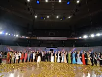 イベントでは華やかな世界を演出