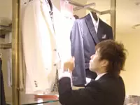 お客様の目線で商品を魅力的に見せるのも、センスの見せどころ