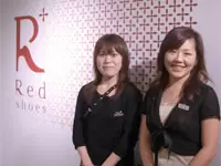 お客様が気軽にお試し頂ける売り場作りを目指しています