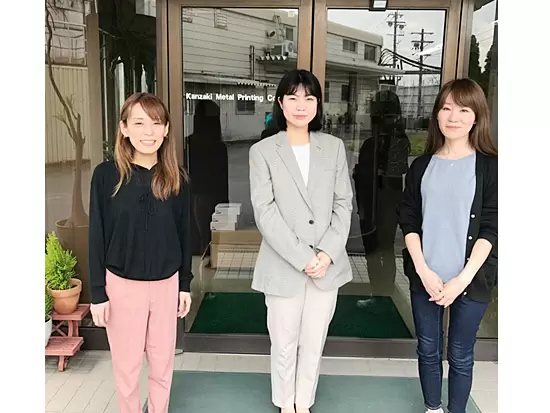 働きやすさを重視していますので、勤続年数の長いスタッフも多数。長く働きたい方にはピッタリの職場です。