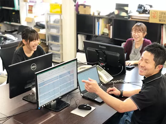 日ごろからコミュニケーションが活発だからこそ､わからないことがあっても聞きやすい風土です！