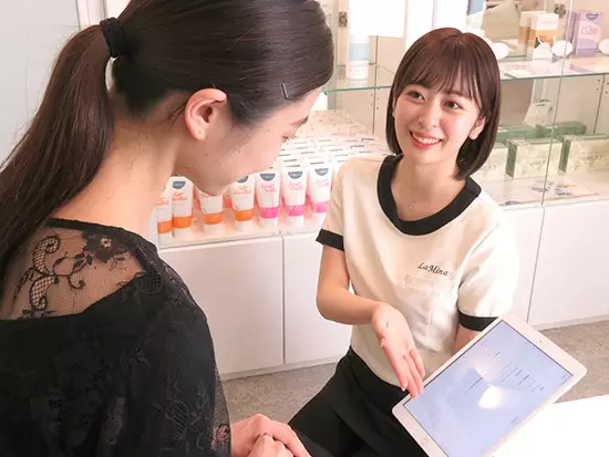 「お客様に喜んでいただきたい」「気配りを大切にした接客がしたい」という方にピッタリ◎