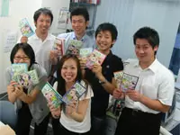 月刊で発行部数10万部。そこらの雑誌より読まれているかも!?