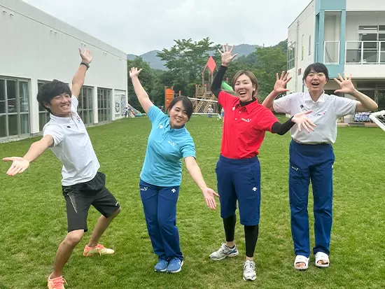 チーム制だからこそ、先生同士も想いや悩みを共有し合いながら一緒に成長できます。