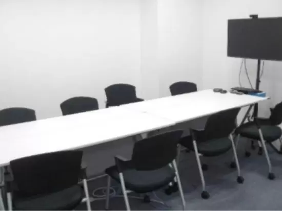 内装は清潔感がありとても広々した綺麗な職場で、気持ちよくお仕事をする事ができます。