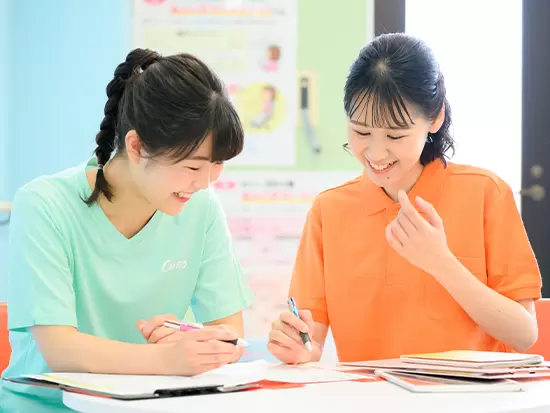 入社後1ヶ月間の研修やサポート担当がつく「シスター制度」など未経験からでも安心の環境です！