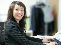 忙しく動き回るメンバーを支えるサポーター役です。