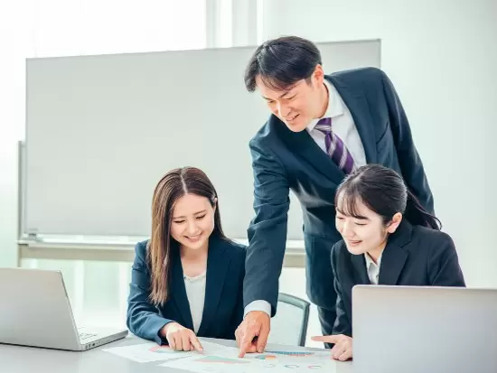 営業担当が細かくフォローに入るので、未経験の方でもすぐに活躍できます！