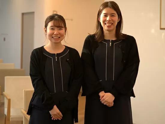 「お互いに助け合う」のが当たり前の、温かな職場です！居心地の良さを理由に長く働くスタッフもいます♪
