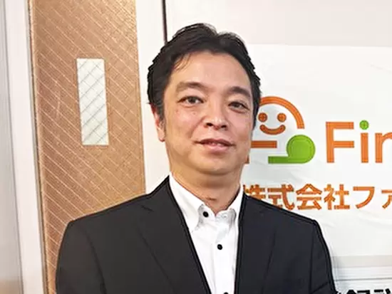 「執行役員の服部です。面接ではあなたのお人柄を重視したいと思います。お会いできるのが楽しみです。」