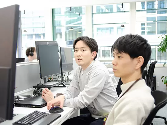 売上高は前年比130％増！今後ますますニーズが高まるAI業界をリードしています。