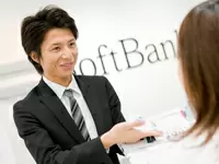 研修&先輩の指導で接客スキルをしっかりマスター！お客様への対応もスムーズです。
