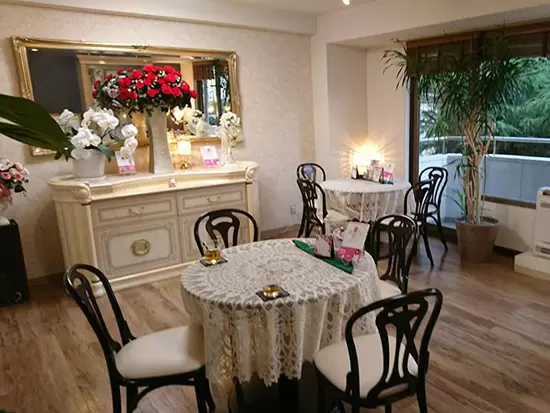 100％中途入社のメンバー活躍中！会員様に親身に寄り添い、ご成婚までサポートしています。